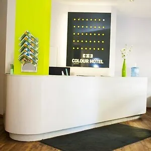 カラー ホテル フランクフルト