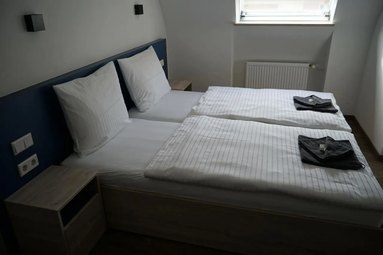 Hotel Central City Hbf Nuernberg נירנברג